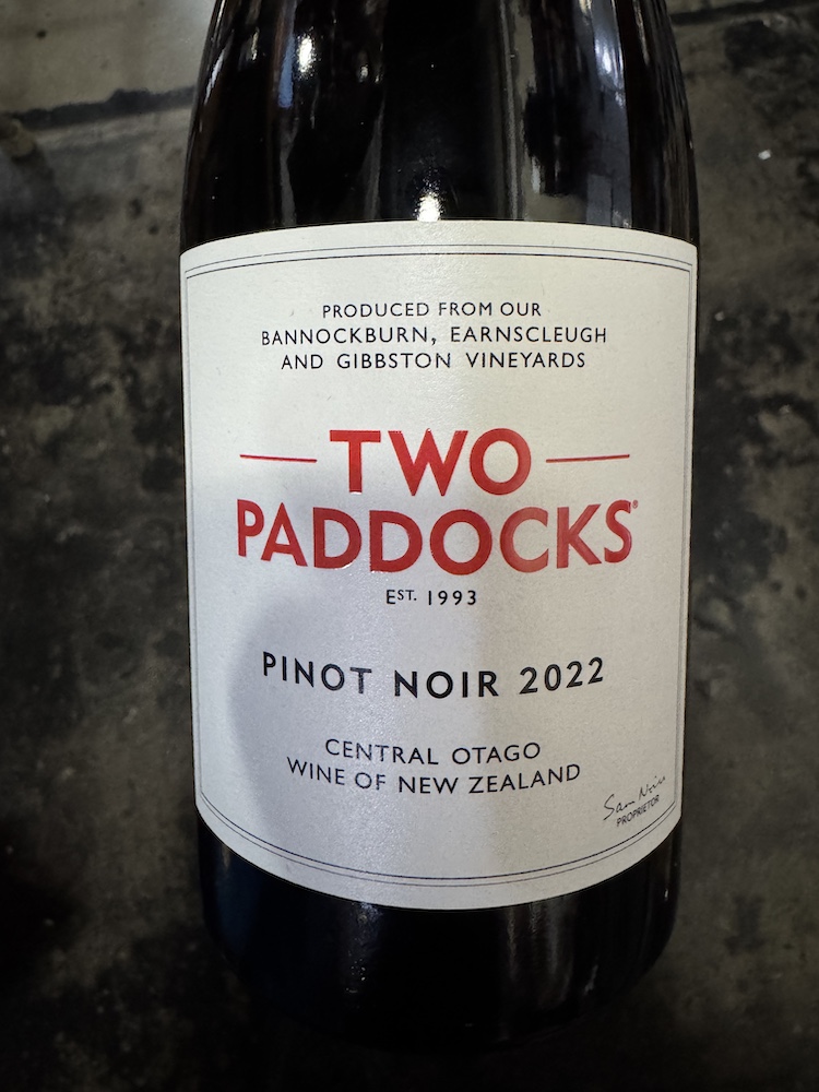 Two Paddocks - Pinot Noir Estate 2022 (750)